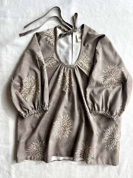 gigi blouse - gray & shell prints